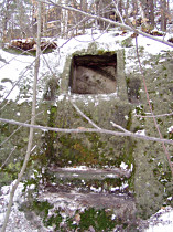 Felsennische vor der Reparatur, 14. Februar 2004