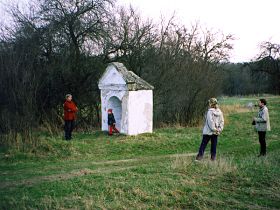 Kapelle vor der Reparatur, 10.4.2004