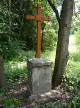 Dřevěný kříž v Novém Šidlově - srpen 2012