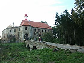 zámek ve Stráži pod Ralskem