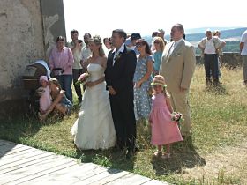Svatba Mirka Pröllera a Petry Dvořákové na Ostrém u Úštěku