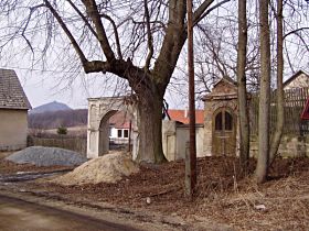 Korce, kaplička sv. Floriána